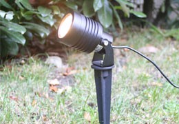 LED garden spotlight "MUTATIO": atmospheric lighting in the garden